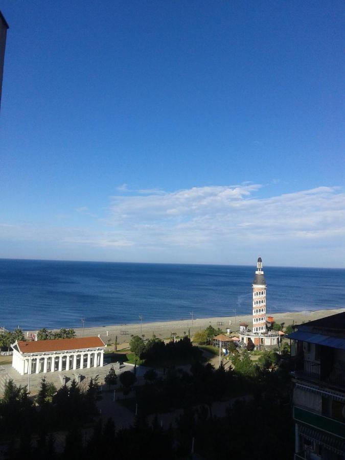Batumi Orbi Sea Tawer Exterior foto